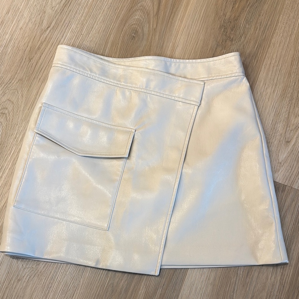 Babaton Cream Asymmetrical Mini Skirt